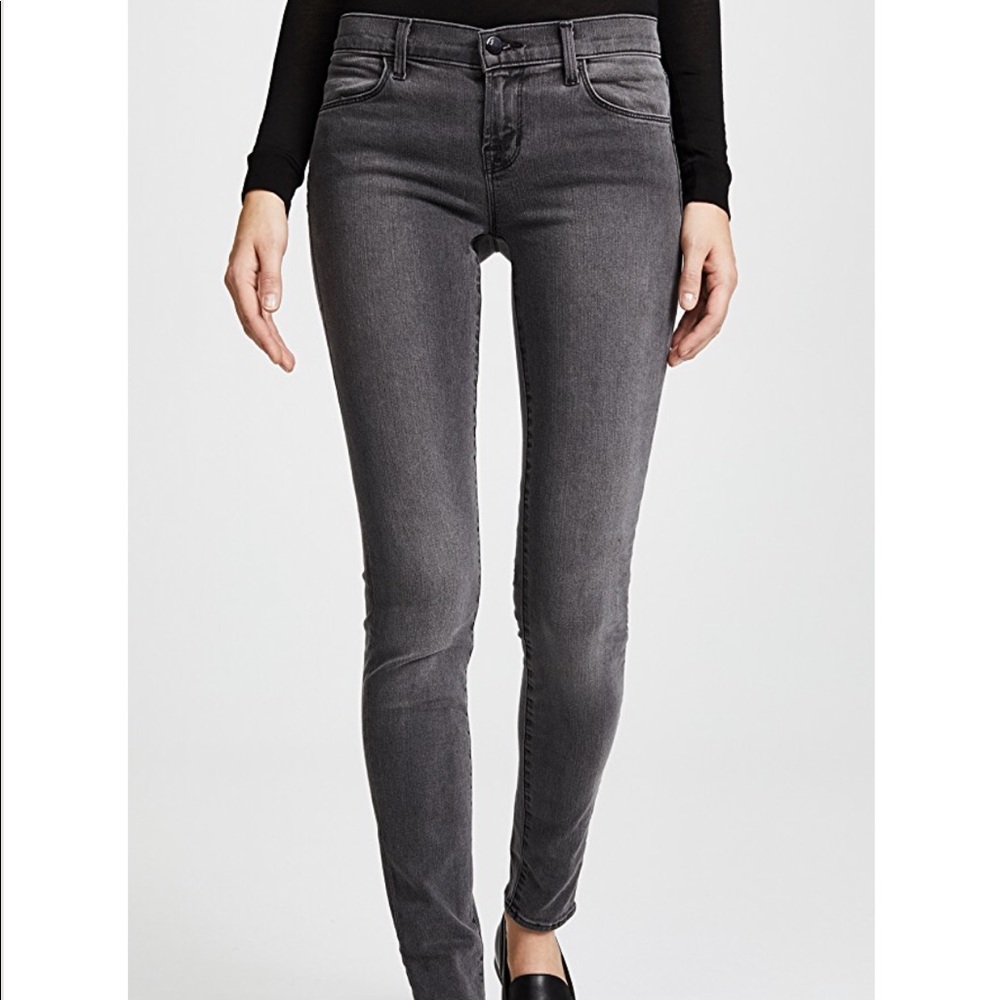 JBrand 620 Photo Ready Skinny Jeans
